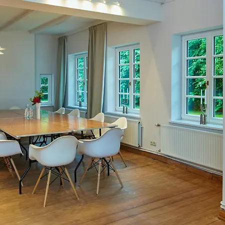 Artist's House In Aukrug Nature Park Holiday home Meezen