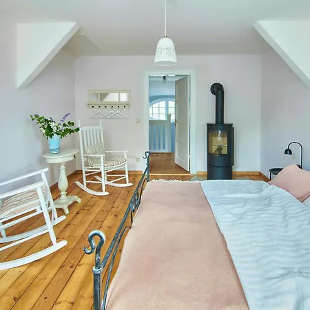 Artist's House In Aukrug Nature Park Meezen