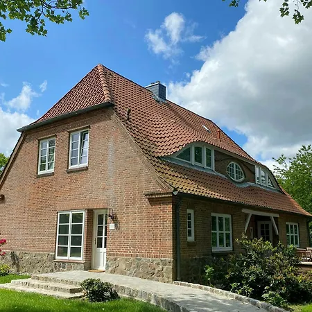 Artist's House In Aukrug Nature Park Holiday home *